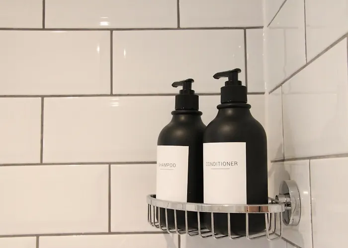 Modern Centre * Harrogate