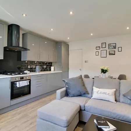 Modern Centre Harrogate