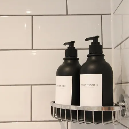 Modern Centre * Harrogate